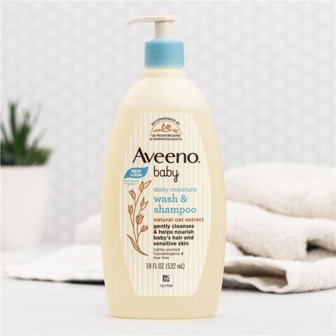 Aveeno Baby Daily Moisture Lightly Scented Wash and Shampoo 532mL