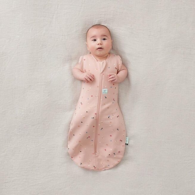 ergoPouch Cocoon Swaddle Bag Daisies 0.2 TOG 0-3M